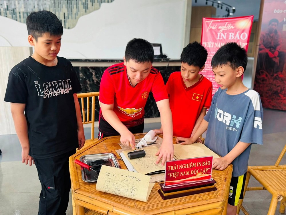 Trải nghiệm lịch sử báo chí cách mạng tại Bảo tàng Cao Bằng - ảnh 3