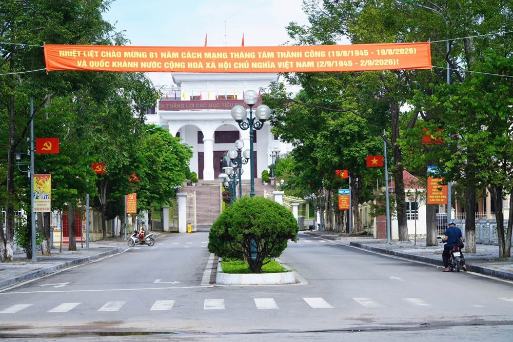 Điện Biên rực rỡ sắc màu chào mừng 81 năm Quốc khánh 2.9 - ảnh 7