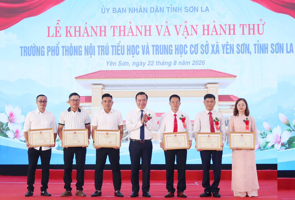 Trường nội trú liên cấp vùng biên Yên Sơn sẵn sàng cho năm học mới - ảnh 11