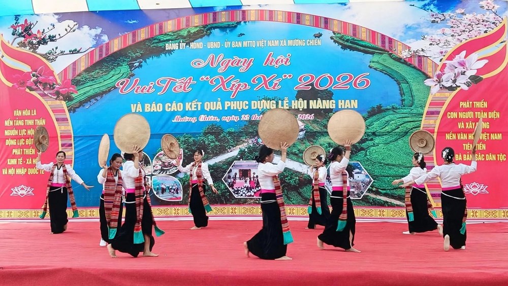 Rộn ràng Tết Xíp Xí, gìn giữ di sản Nàng Han ở Mường Chiên - ảnh 1