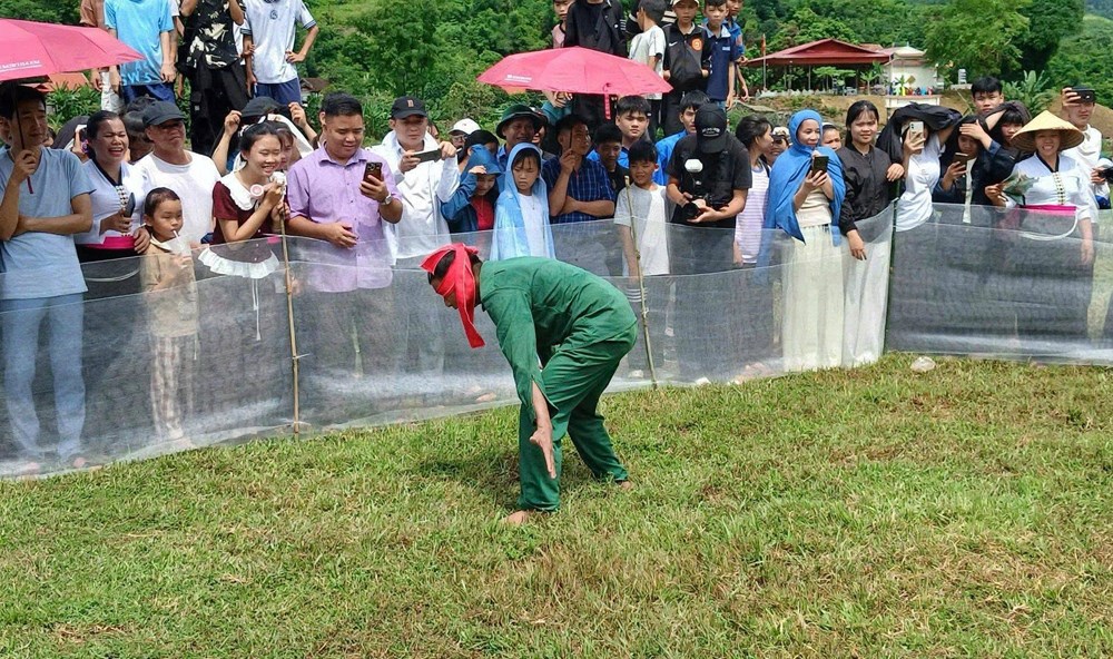 Rộn ràng Tết Xíp Xí, gìn giữ di sản Nàng Han ở Mường Chiên - ảnh 4