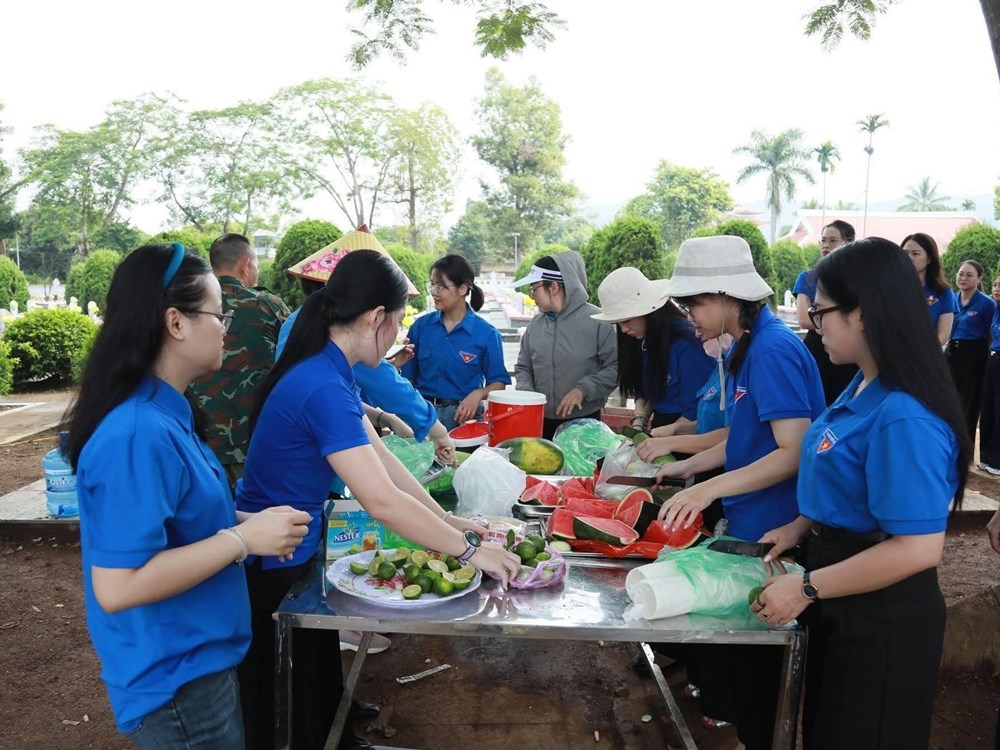 Tuổi trẻ Điện Biên đồng hành cùng “Chiến dịch 500 ngày đêm” - ảnh 10