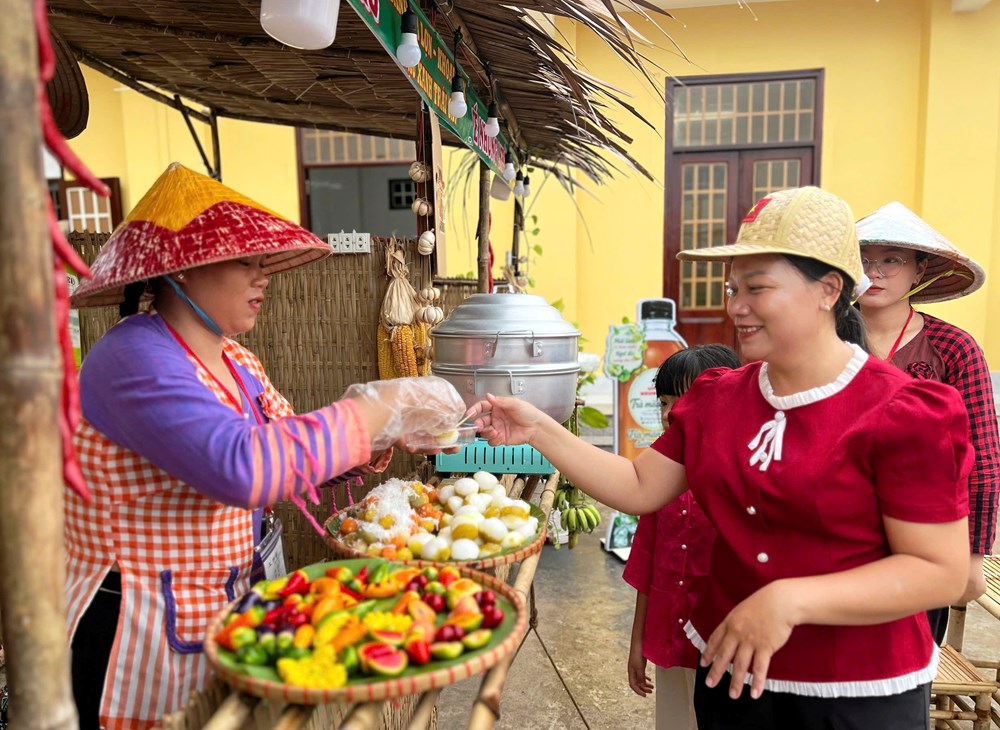 2.700 lượt người tham gia các hoạt động Tuần lễ Di sản Văn hóa Óc Eo - Ba Thê - ảnh 3