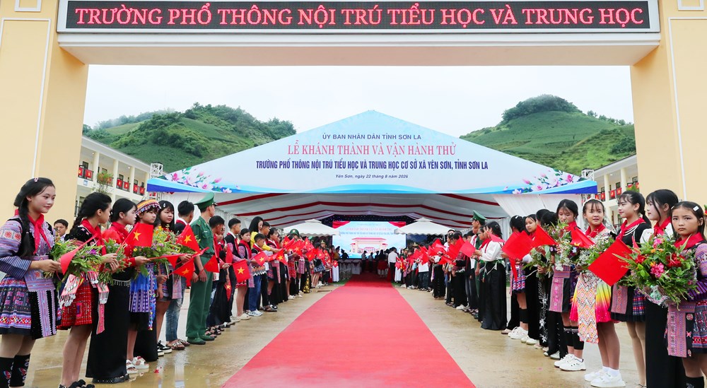 Ngôi trường nơi phên dậu Tổ quốc: Gieo chữ, dựng tương lai - ảnh 10