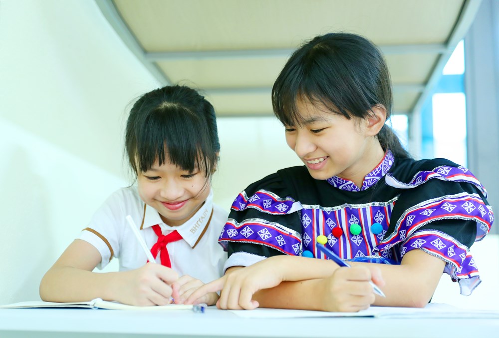 Ngôi trường nơi phên dậu Tổ quốc: Gieo chữ, dựng tương lai - ảnh 22