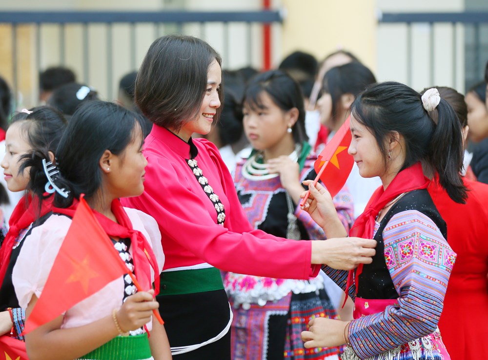 Ngôi trường nơi phên dậu Tổ quốc: Gieo chữ, dựng tương lai - ảnh 3