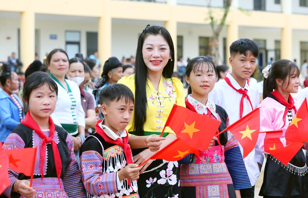 Ngôi trường nơi phên dậu Tổ quốc: Gieo chữ, dựng tương lai - ảnh 5