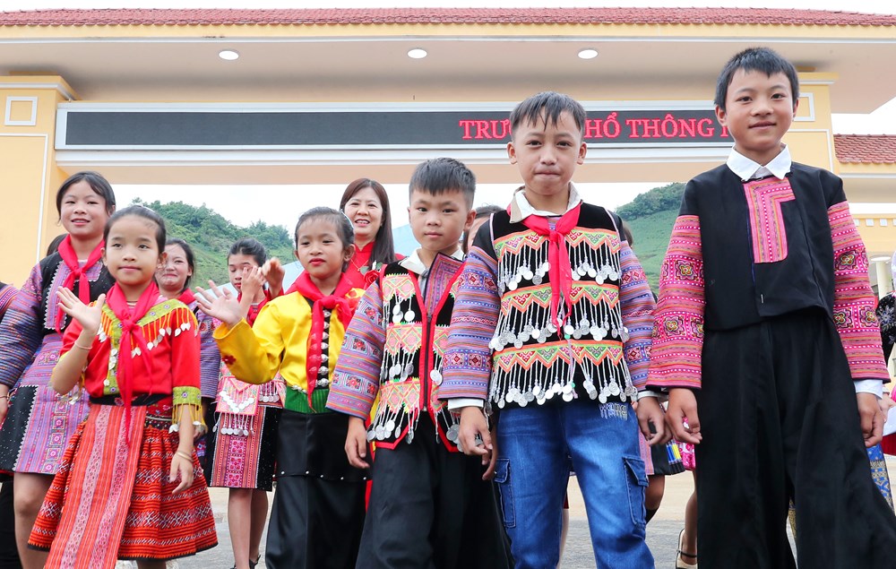 Ngôi trường nơi phên dậu Tổ quốc: Gieo chữ, dựng tương lai - ảnh 8
