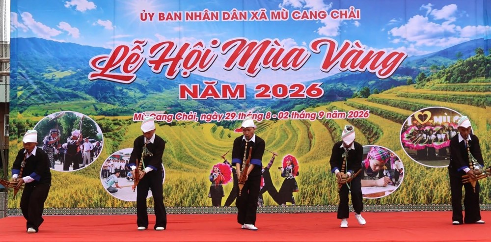 Mù Cang Chải rộn ràng tiếng khèn Mông mừng Tết Độc lập - ảnh 2