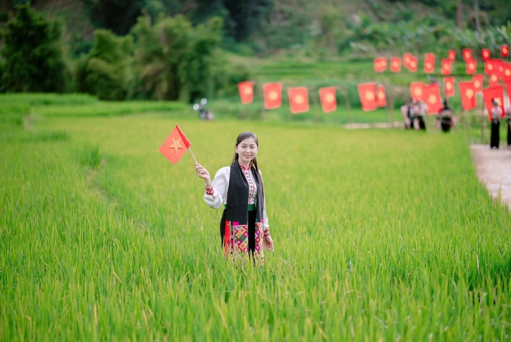 Phiên chợ vùng cao Muổi Nọi hút du khách dịp Quốc khánh 2.9 - ảnh 7