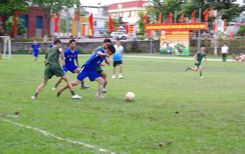 Sôi nổi giải thể thao lực lượng vũ trang tỉnh Điện Biên - ảnh 5