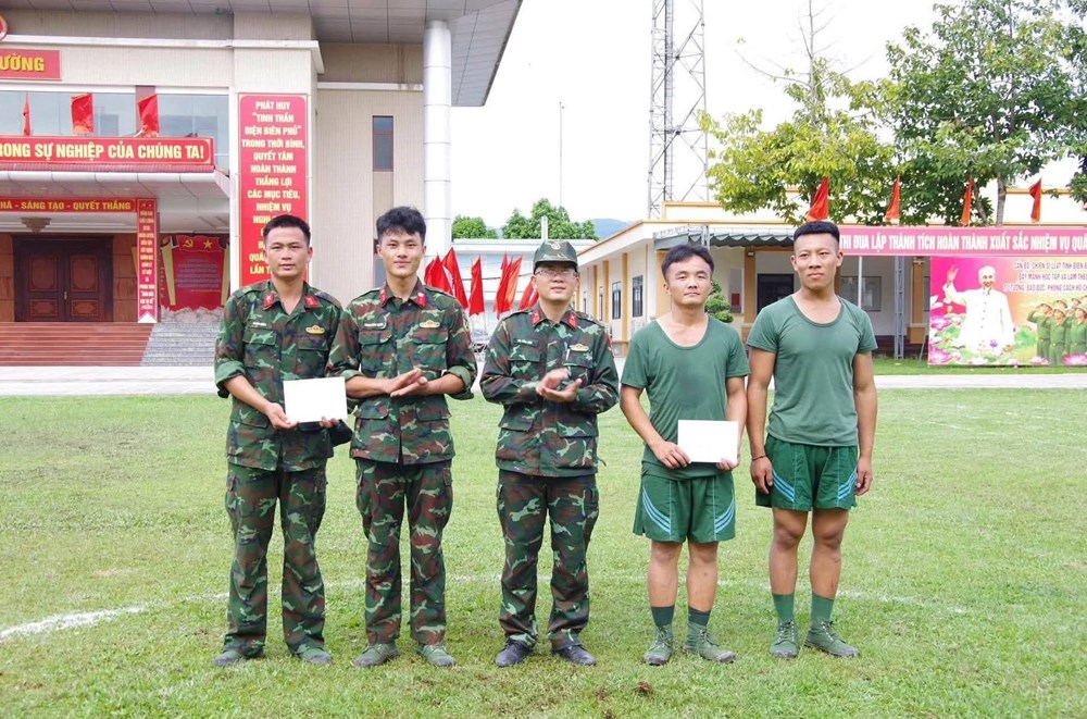 Sôi nổi giải thể thao lực lượng vũ trang tỉnh Điện Biên - ảnh 7