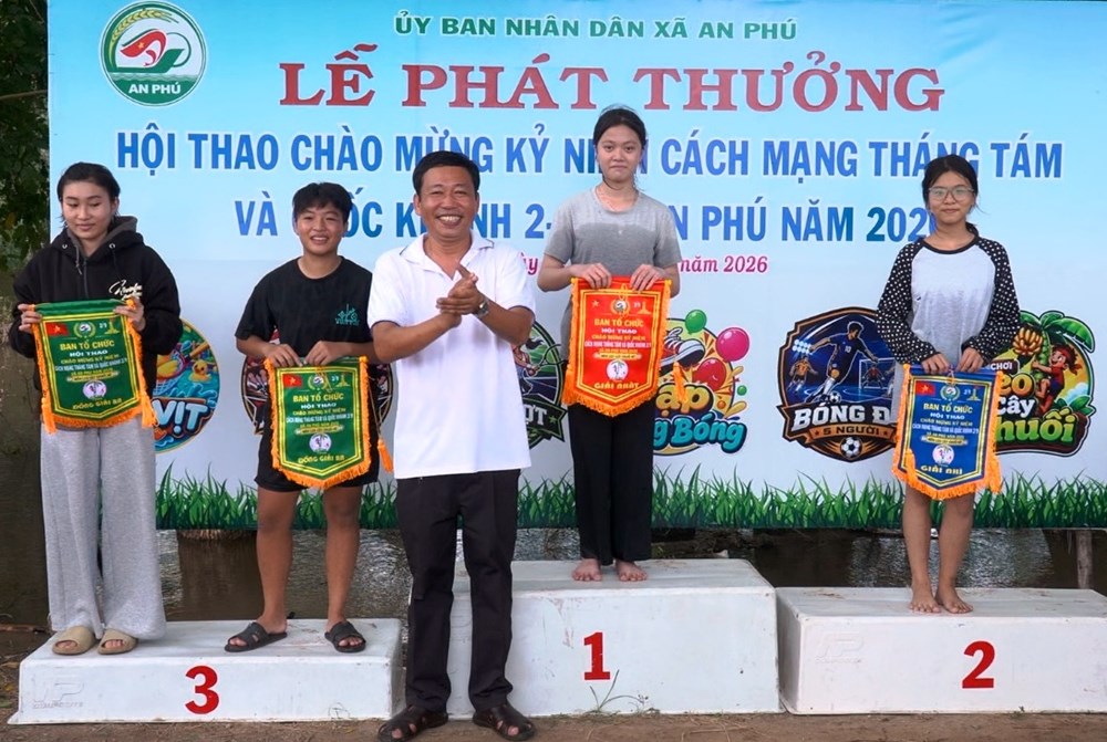 An Phú sôi nổi các hoạt động mừng Quốc khánh 2.9 - ảnh 7