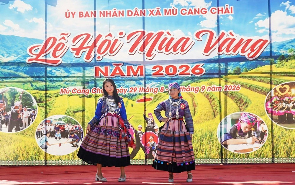 Sắc màu văn hóa Mông làm nên sức hút mùa vàng Mù Cang Chải - ảnh 3