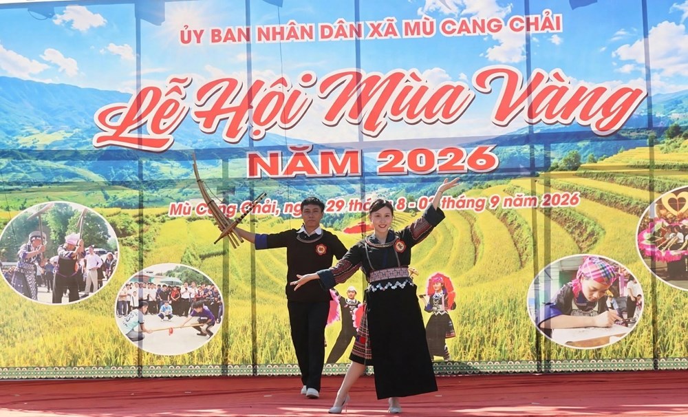 Sắc màu văn hóa Mông làm nên sức hút mùa vàng Mù Cang Chải - ảnh 2