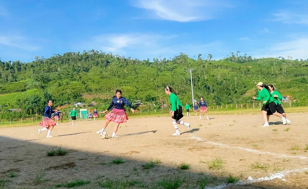 Phụ nữ vùng cao Tân Hợp tranh tài bóng đá dịp Quốc khánh 2.9 - ảnh 5