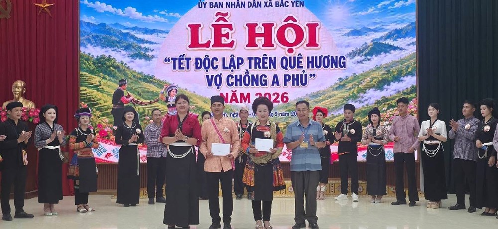 Tết Độc lập trên quê hương Vợ chồng A Phủ - ảnh 11
