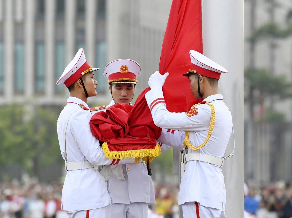 Thiêng liêng lễ thượng cờ tại Quảng trường Ba Đình ngày Quốc khánh - ảnh 6