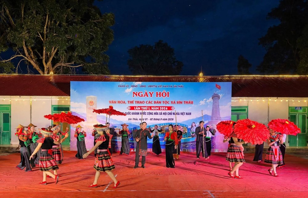 A Pa Chải đón khách nơi “một tiếng gà gáy ba nước cùng nghe“ - ảnh 5