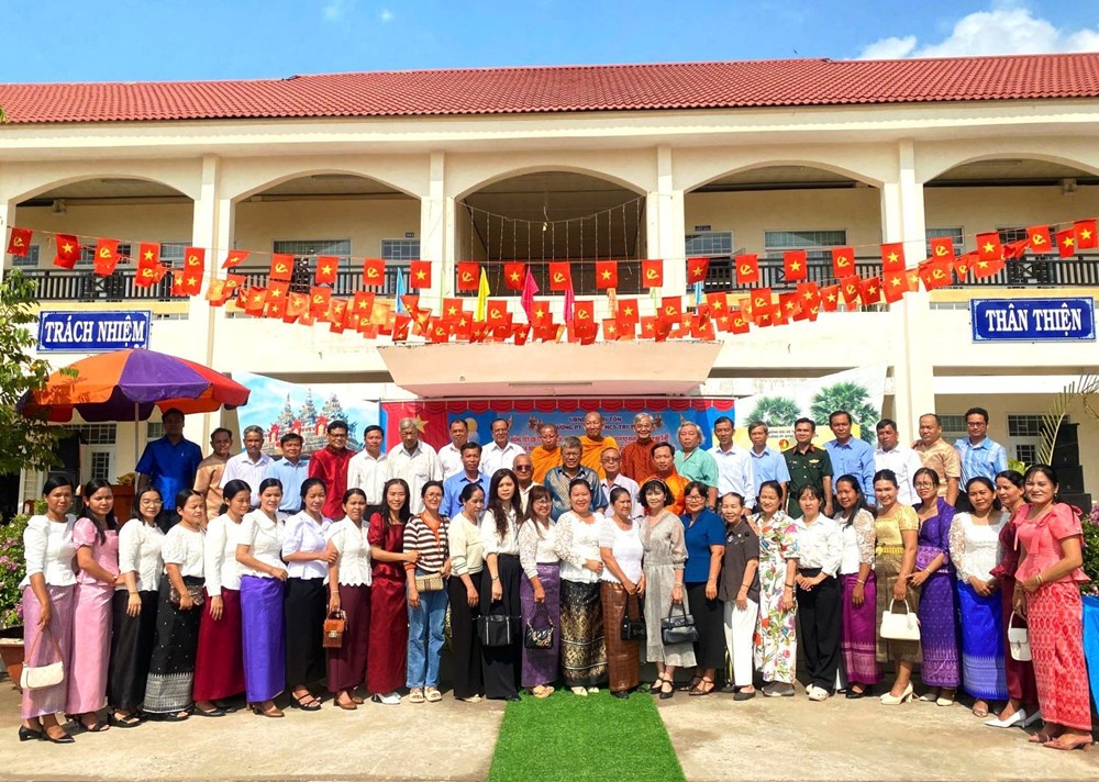 An Giang thành lập Trường Phổ thông Dân tộc nội trú THCS và THPT An Giang 2 - ảnh 2