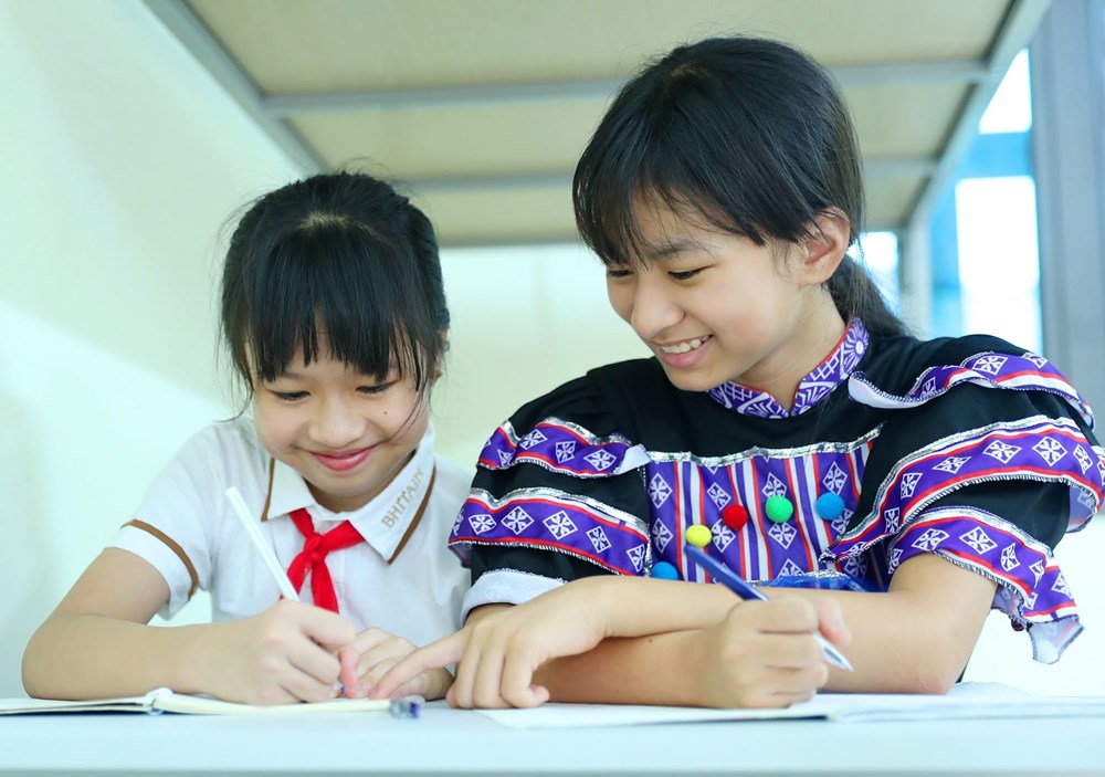 Dựng mái trường, gieo mầm tương lai nơi phên dậu Tổ quốc - ảnh 21