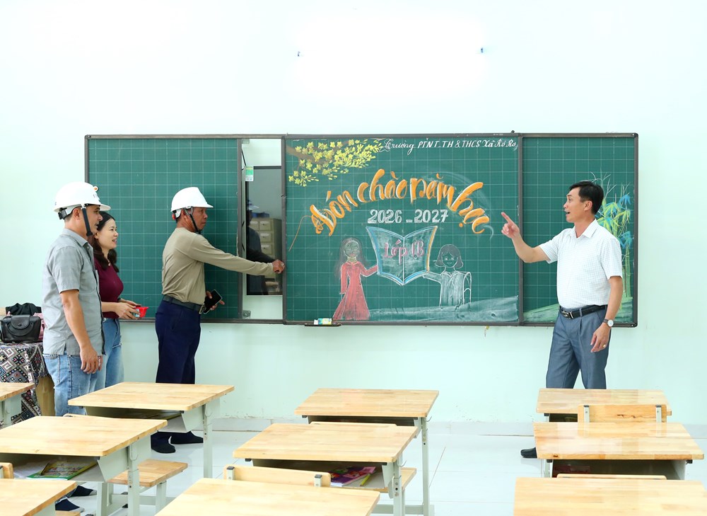 Dựng mái trường, gieo mầm tương lai nơi phên dậu Tổ quốc - ảnh 29