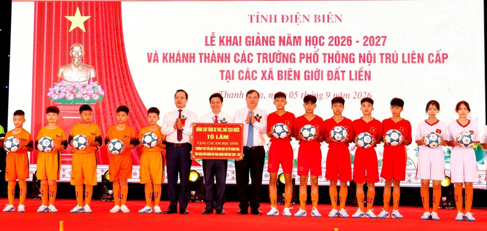 Phó Thủ tướng Thường trực Phạm Gia Túc dự khai giảng, khánh thành trường nội trú Thanh Nưa - ảnh 5