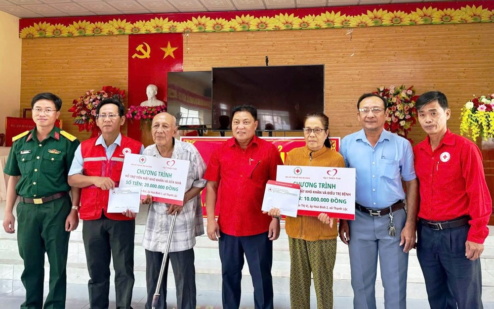 Kết nối nguồn lực hỗ trợ người dân, học sinh có hoàn cảnh khó khăn - ảnh 1