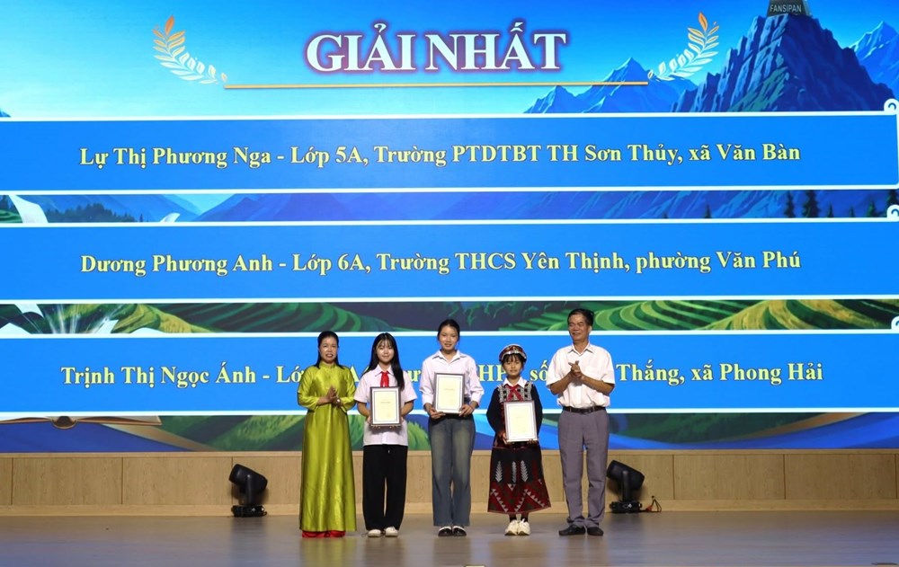 Gần 42.000 học sinh, sinh viên Lào Cai tham gia cuộc thi văn hóa đọc - ảnh 1