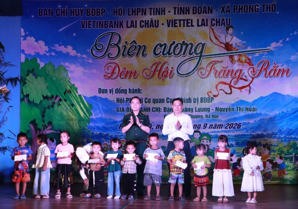 Ấm áp “Biên cương - Đêm hội trăng rằm” nơi biên giới Lai Châu - ảnh 3