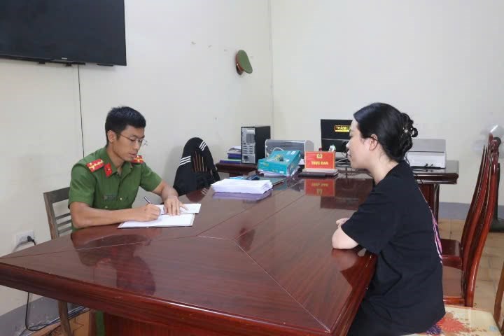 Đối tượng bị truy nã về tội “Mua bán người” ra đầu thú sau hơn 2 năm lẩn trốn - ảnh 1