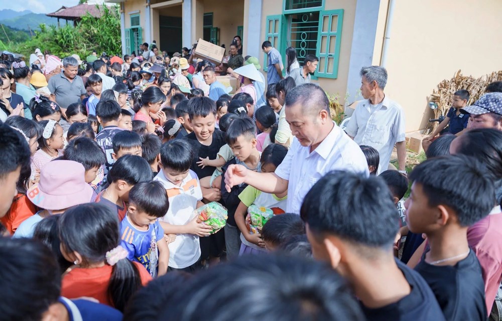 Chung tay để trẻ em vùng cao Tuần Giáo đón Trung thu đủ đầy - ảnh 5