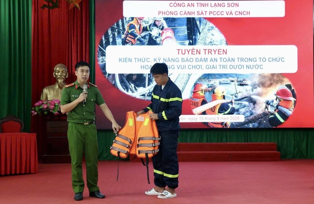 Lạng Sơn bảo đảm an toàn trong hoạt động vui chơi, giải trí dưới nước - ảnh 3