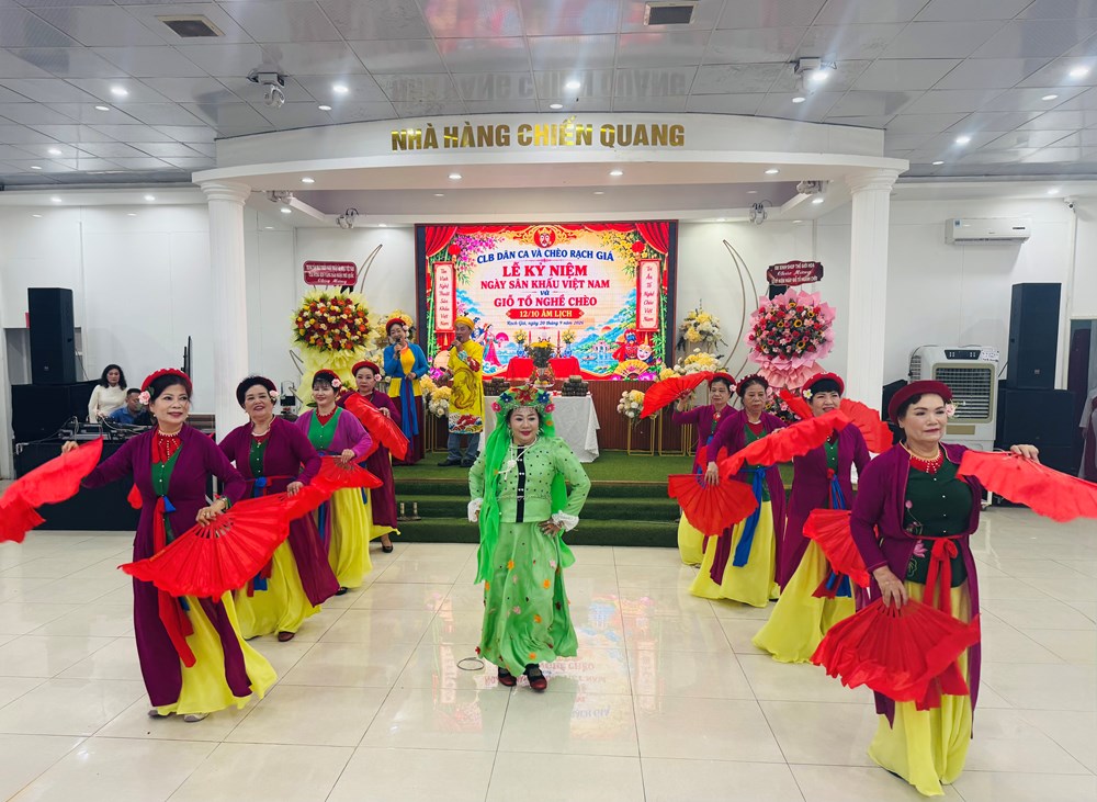 CLB Dân ca và Chèo Rạch Giá giữ lửa nghệ thuật chèo giữa miền Tây - ảnh 1