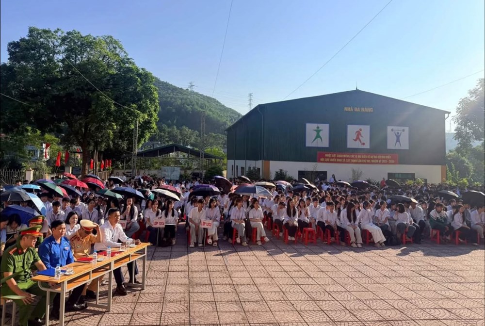 Hơn 2.500 giáo viên, học sinh Lào Cai được trang bị kỹ năng giao thông an toàn - ảnh 5