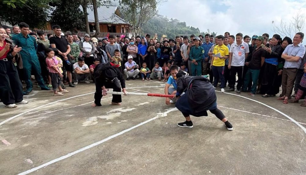 Bản Máy lan tỏa sắc màu văn hóa các dân tộc vùng biên - ảnh 4