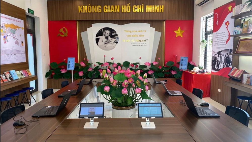 Ra mắt Không gian Hồ Chí Minh tại Thư viện Lào Cai - ảnh 5
