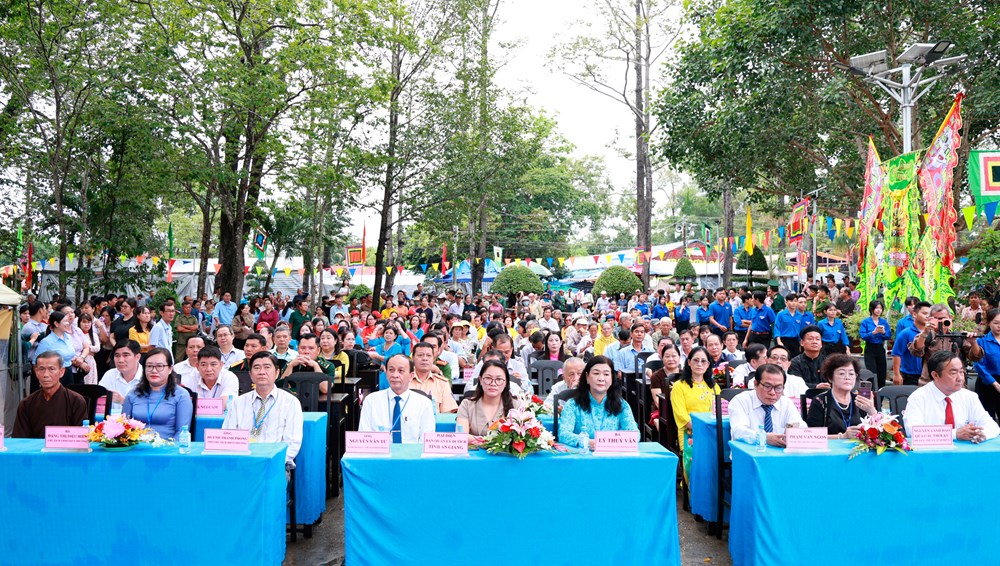 An Giang kỷ niệm 170 năm ngày giỗ cụ Đoàn Minh Huyên - ảnh 2