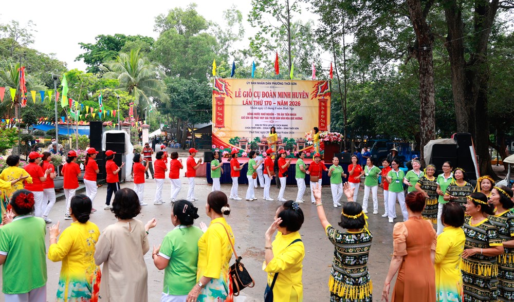 An Giang kỷ niệm 170 năm ngày giỗ cụ Đoàn Minh Huyên - ảnh 3