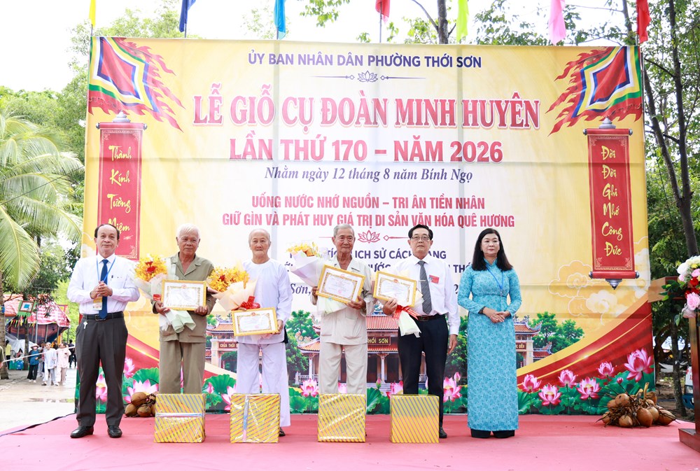 An Giang kỷ niệm 170 năm ngày giỗ cụ Đoàn Minh Huyên - ảnh 5