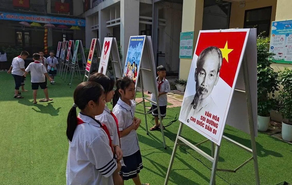 Lan tỏa thông điệp sống đẹp, ứng xử văn minh trong học đường - ảnh 2