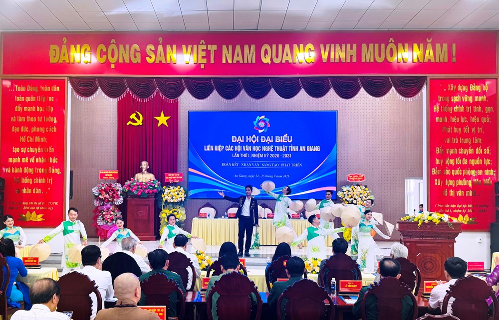 An Giang: Nâng cao chất lượng sáng tác văn học, nghệ thuật trong thời kỳ mới - ảnh 1