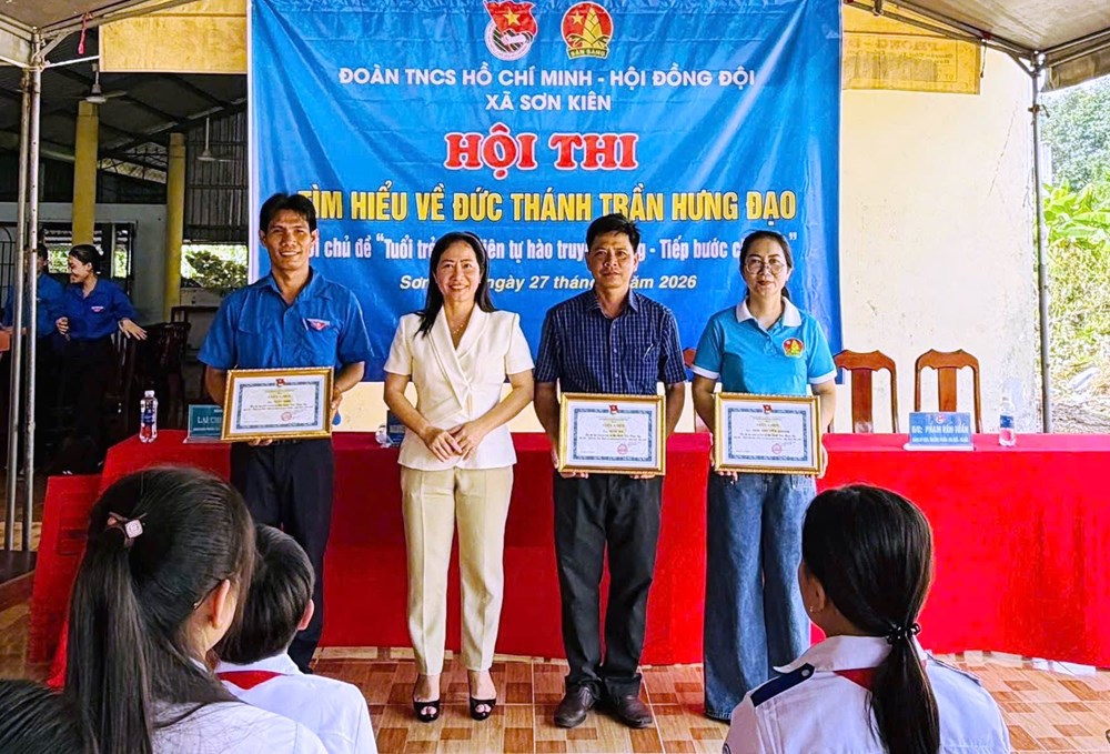 Sơn Kiên tổ chức kỷ niệm 726 năm Lễ Giỗ Đức Thánh Trần Hưng Đạo - ảnh 3