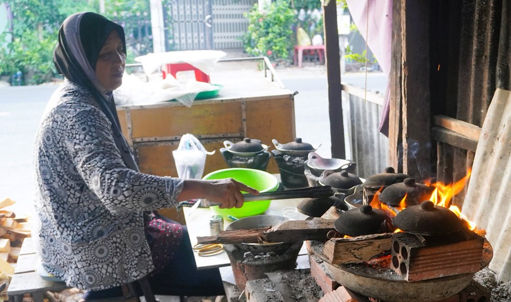 Hấp dẫn bánh truyền thống Namparang của đồng bào Chăm - ảnh 2