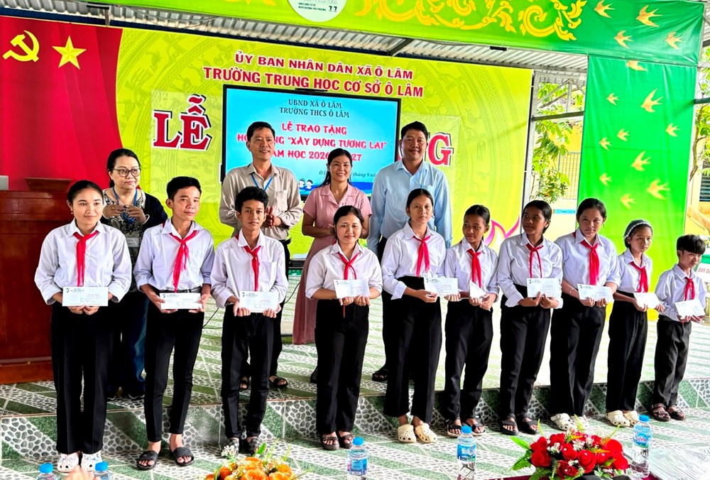Khơi dậy tinh thần học tập suốt đời, vun đắp khát vọng đổi thay ở vùng đồng bào Khmer - ảnh 1