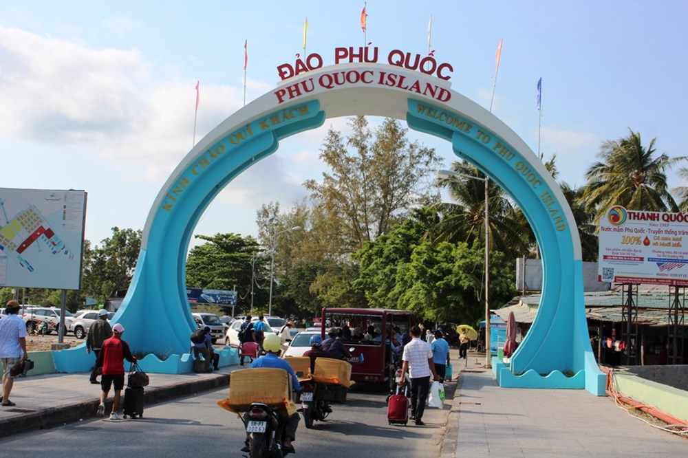 Công khai số điện thoại tiếp nhận thông tin, phản ánh trên địa bàn đặc khu Phú Quốc - ảnh 1