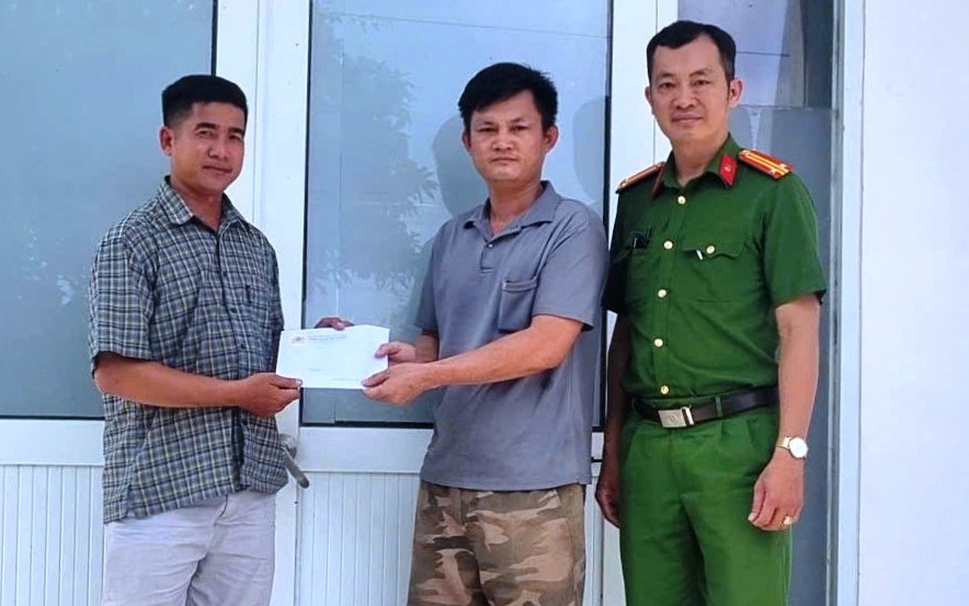 An Giang: Người dân chủ động trả lại 62 triệu đồng chuyển nhầm - ảnh 1