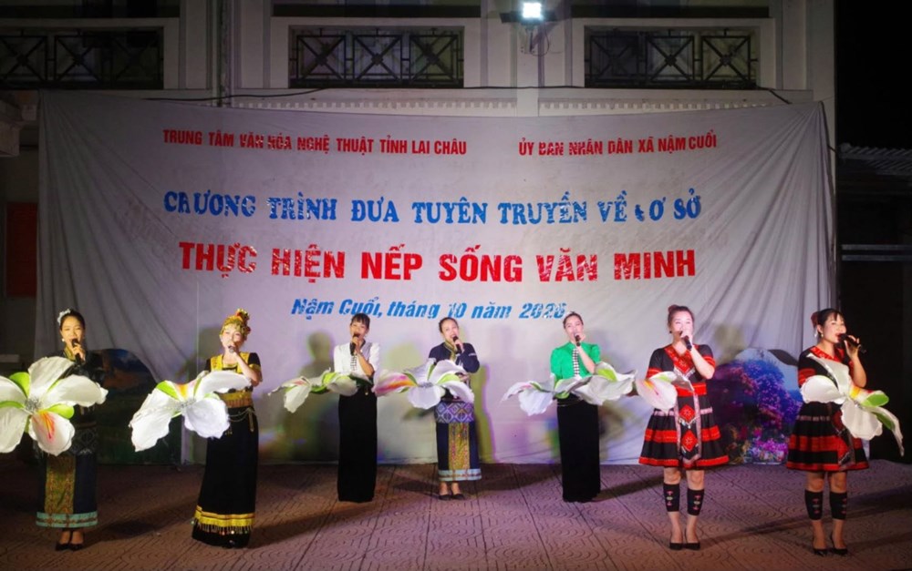 Lai Châu: Giữ gìn bản sắc, xây dựng nếp sống văn minh ở cơ sở - ảnh 2