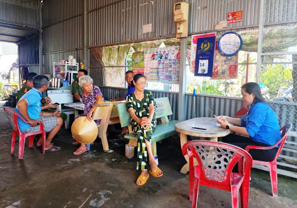An Giang đưa dịch vụ số đến từng nhà, thúc đẩy chính quyền số từ cơ sở - ảnh 2