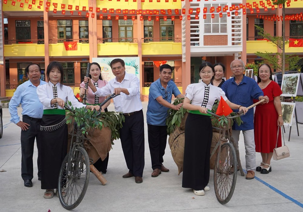 Lan tỏa truyền thống Điện Biên Phủ anh hùng đến với học sinh  - ảnh 5